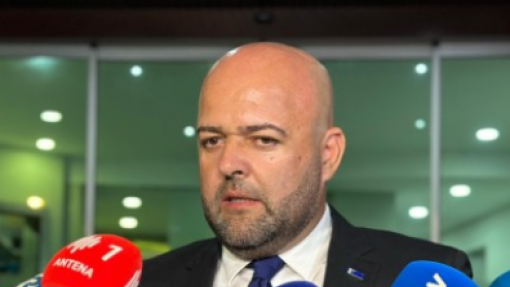 Sindicato diz que ambulância que transportou ex-PR será um exemplo da "redução de meios" do INEM