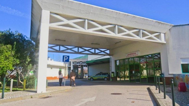 ULS Algarve nega tempos de espera nas urgências de Faro e Portimão indicados pelo Portal do SNS