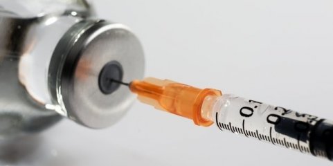 Farmacêuticas anunciam resultados positivos para vacina experimental contra melanoma