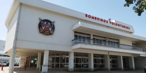 Bombeiros de Torres Vedras alertam para esperas superiores a uma hora por ambulância, INEM contrapõe