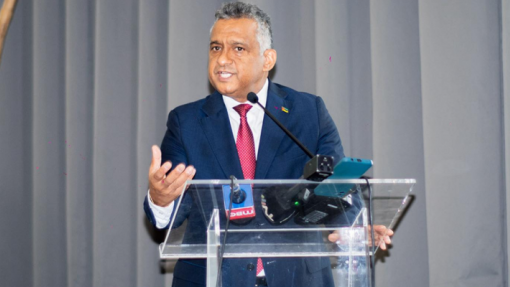 Moçambique destaca reconhecimento da OMS como regulador confiável de medicamentos