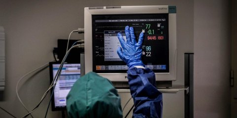 Hungria suspeita de fraude em compra de ventiladores chineses durante pandemia