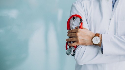 Socialistas questionam Governo sobre falta de médicos em Alcobaça