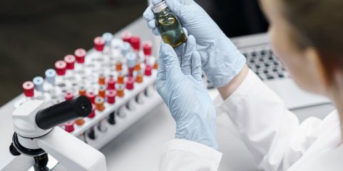 ULS da Lezíria instala primeira sala modular da Península Ibérica para preparação de medicamentos oncológicos