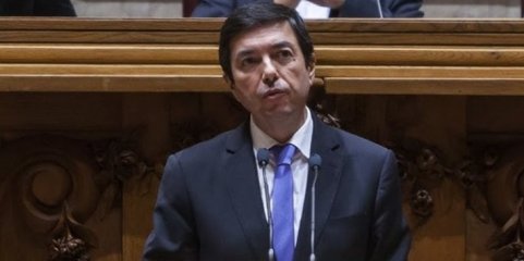 Aprovação do quadro que permite contratar enfermeiros depende das Finanças - Diretor-executivo do SNS