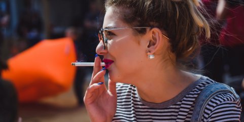 Mulheres fumadoras com risco de infertilidade 40% maior do que as que não fumam - OMS
