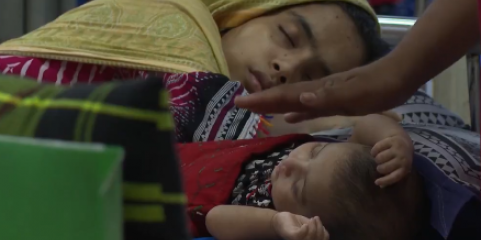 Mais de 1.000 crianças morreram devido ao surto de sarampo no Bangladesh