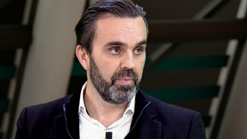 Bastonário da Ordem dos Médicos crítica falta de ambição no reforço do SNS