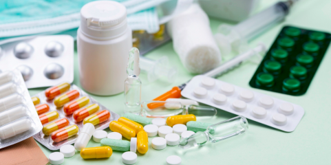 Irão denuncia que guerra bloqueia acesso dos iranianos a alimentos e medicamentos