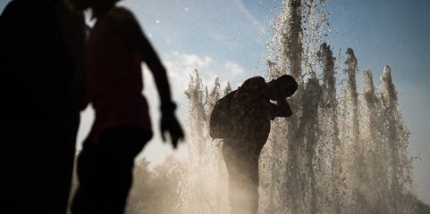 Nove distritos sob aviso amarelo no domingo e segunda-feira devido ao calor