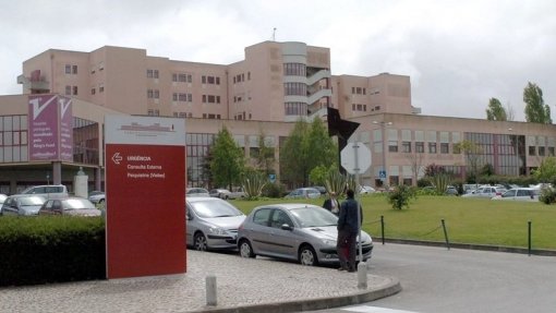 Tempos de espera nas urgências voltam a subir, quase nove horas no hospital Amadora-Sintra