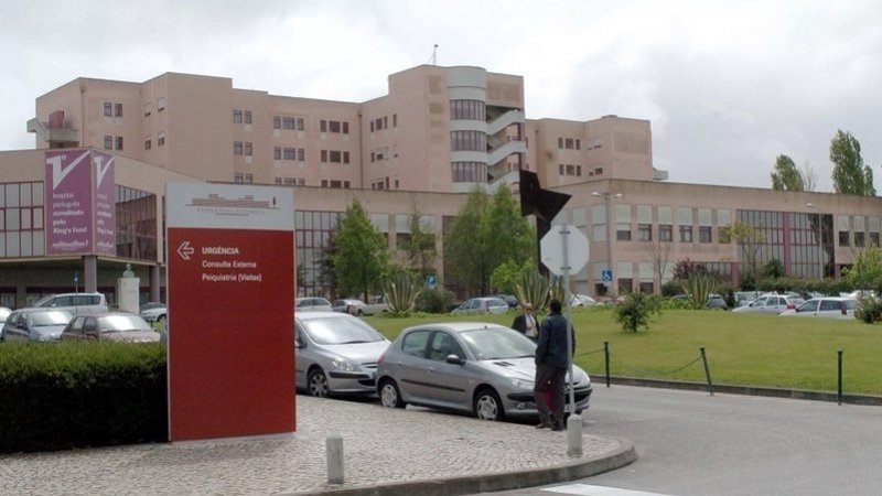 Tempos de espera nas urgências voltam a subir, quase nove horas no hospital Amadora-Sintra