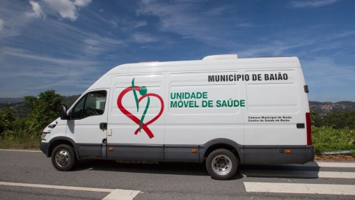 Unidade móvel de saúde começa a percorrer quatro localidades de Abrantes