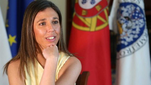 ULS Gaia/Espinho desiste de queixa por difamação contra ex-bastonária dos enfermeiros