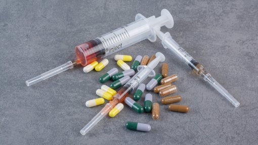 Drogas levam quase 18 mil pessoas aos serviços de saúde em seis meses em Moçambique
