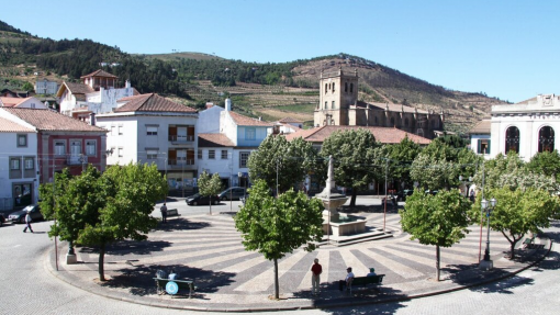 TORRE DE MONCORVO: Município promove ações de sensibilização sobre limpeza no centro histórico