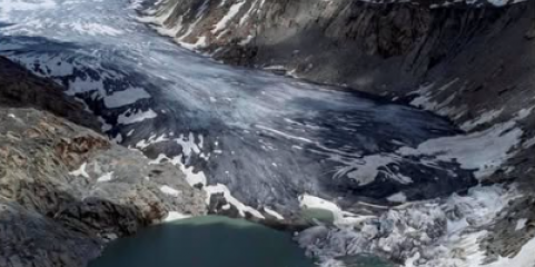 Glaciares suíços perdem mais de 5% do volume de gelo devido às ondas de calor