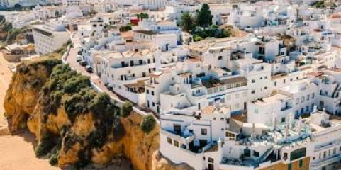 Mau tempo: Plano de drenagem de Albufeira no valor de 46 ME vai ser retomado pela APA – Ministra