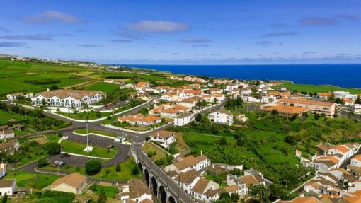 Associação alerta para urgente limpeza das estradas e ribeiras nos Açores