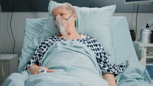 Estudo a 15.000 doentes propõe vacina contra vírus sincicial para evitar morte de idosos