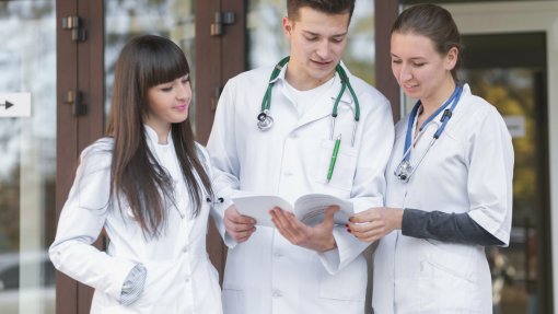Madeira conta com 41 vagas para formação médica especializada em 2026