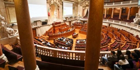 OE2027: PS tem dúvidas se estão cumpridas duas das condições para viabilizar proposta do Governo