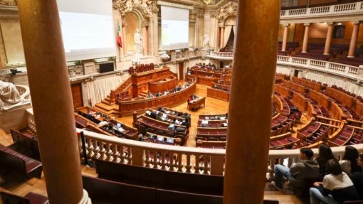OE2027: PS tem dúvidas se estão cumpridas duas das condições para viabilizar proposta do Governo
