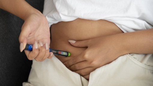 Especialista reconhece eficácia de medicamentos para obesidade mas alerta para riscos