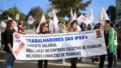 Trabalhadores de IPSS iniciam campanha por salários dignos com greve "em cima da mesa"