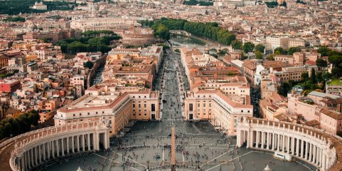 Secretário de Estado do Vaticano preocupado com saúde do Papa mas confia na equipa médica