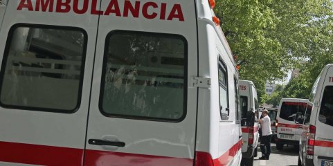 Liga Portuguesa das Ambulâncias anuncia marcha lenta de protesto na Ponte 25 de Abril