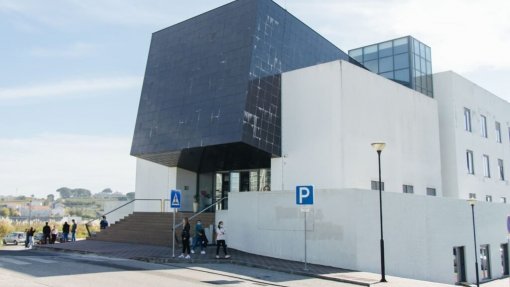 Novo centro de simulação clínica prepara alunos de Leiria para a emergência