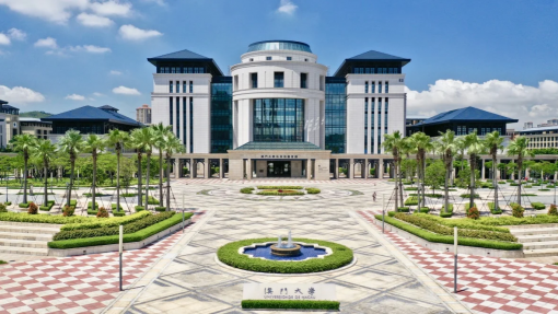 Faculdade de Medicina de Macau vai apoiar aprendizagem de português dos alunos para exercerem em Portugal